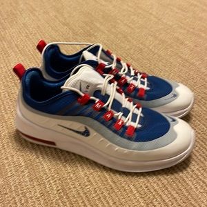 Nike Air Men’s Sneaker size 10.5